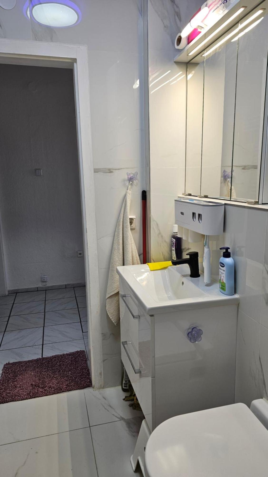 Privatunterkunft In Bilk-zentrum
