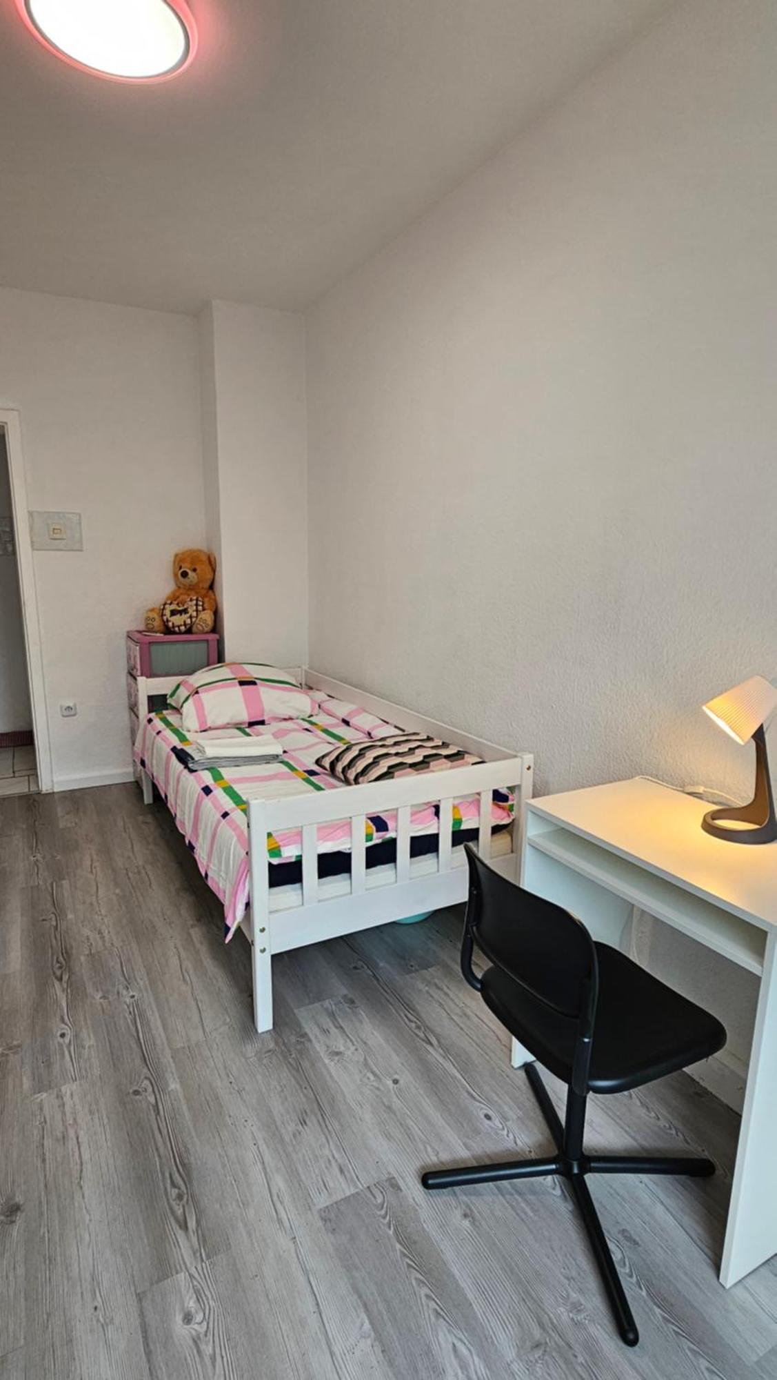 Privatunterkunft In Bilk-zentrum